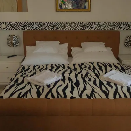 Kristaly Apart Otel 3*