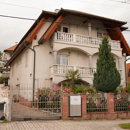 Kristaly Lejlighedshotel