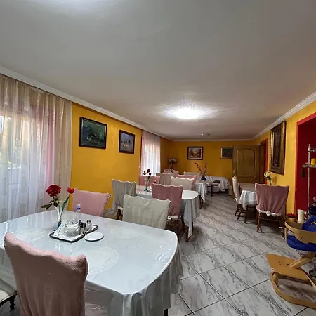 Lejlighedshotel Kristaly