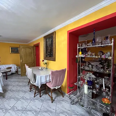 Kristaly Lejlighedshotel 3*