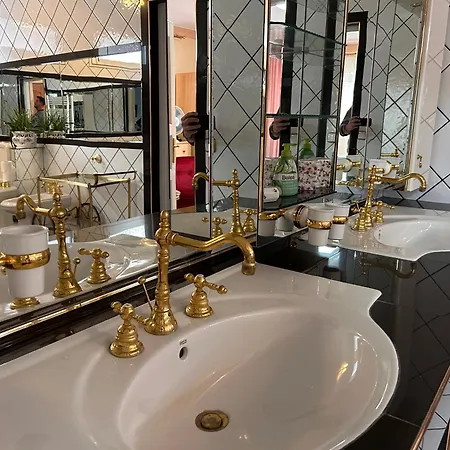 Lejlighedshotel Kristaly