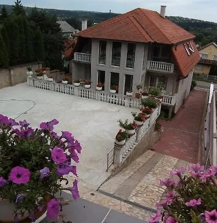 Kristaly Hotel apartamentowy