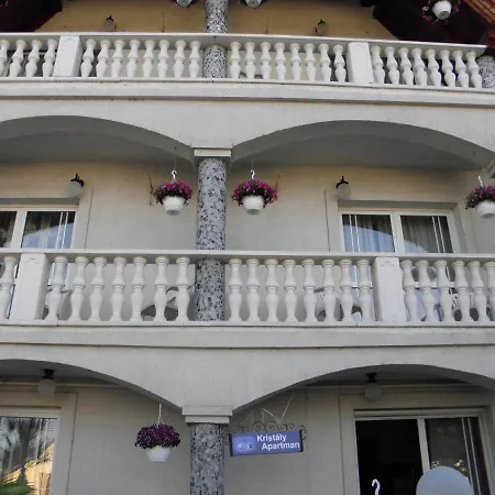 Kristaly Lejlighedshotel